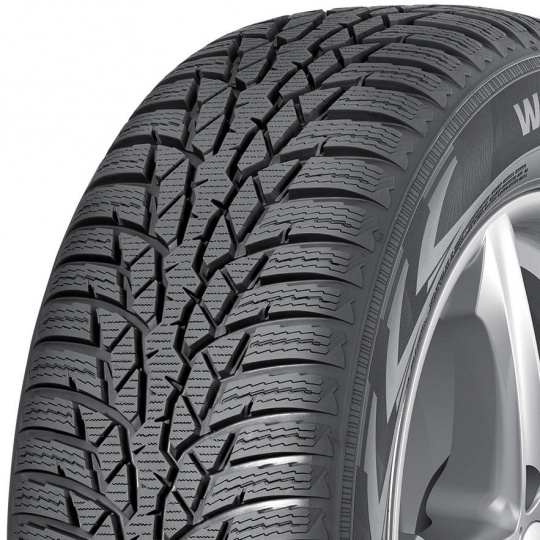 Nokian WR D4 215/45 R 16 90H