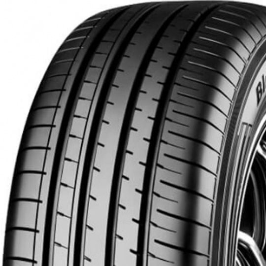 Yokohama BluEarth-XT AE61 215/60 R 16 95V